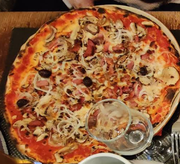 Pizza Spéciale